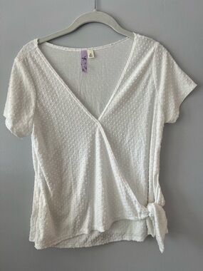 Alya White Swiss Dot Wrap Top Blouse | Women’s Size Medium | Cute, Cottagecore